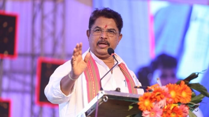 ದಿವಾಳಿ ಆಗಿರುವ ರಾಜ್ಯ ಸರ್ಕಾರ ಒಲೈಕೆಗಾಗಿ ಹತ್ತು ಸಾವಿರ ಕೋಟಿ ನೀಡಲು ತೆರಿಗೆ ಮೂಲಕ ಲೂಟಿ ಮಾಡಲು ಮುಂದಾಗಿದೆ: ಆರ್‌ ಅಶೋಕ್‌