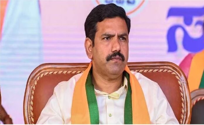 ದೆಹಲಿಗೆ ಹೋಗಿ ರಾಜ್ಯದ ಗೌರವಕ್ಕೆ ಧಕ್ಕೆ ತರುವ ಕೆಲಸವನ್ನು ರಾಜ್ಯ ಕಾಂಗ್ರೆಸ್‌ ಸರ್ಕಾರ ಮಾಡಿದೆ : ವಿಜಯೇಂದ್ರ ಆಕ್ರೋಶ