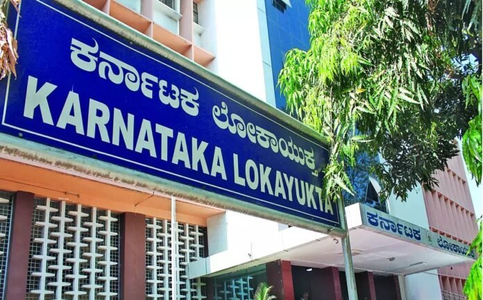 ಆದಾಯ ಮೀರಿ ಆಸ್ತಿ ಗಳಿಕೆ : ರಾಜ್ಯದ 50ಕ್ಕೂ ಹೆಚ್ಚು ಕಡೆಗಳಲ್ಲಿ ಲೋಕಾಯುಕ್ತ ದಾಳಿ !