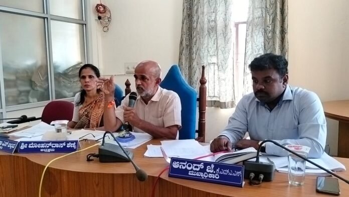 ‘ಪುರಸಭಾ ವ್ಯಾಪ್ತಿಯಲ್ಲಿ ಕೆರೆ, ಚರಂಡಿ, ರಸ್ತೆಗಳು ಮಾಯವಾಗುತ್ತಿವೆ’ ಕುಂದಾಪುರ ಪುರಸಭೆ ಸಾಮಾನ್ಯ ಸಭೆ: ಮಾತಿನ ಚಕಮಕಿ