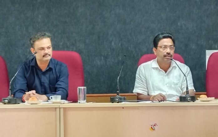 ಕುಂದಾಪುರ ತಾ. ಪಂಚ ಗ್ಯಾರಂಟಿ ಯೋಜನೆಗಳ ಪ್ರಗತಿ ಪರಿಶೀಲನಾ ಸಭೆ | ಗ್ಯಾರಂಟಿ ಯೋಜನೆಯ ಬಗ್ಗೆ ಪ್ರತಿಪಕ್ಷಗಳ ಆರೋಪ ಸತ್ಯಕ್ಕೆ ದೂರ : ಹರಿಪ್ರಸಾದ್‌ ಶೆಟ್ಟಿ ಕಾನ್ಮಕ್ಕಿ