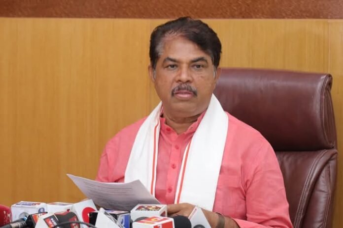 ಸರ್ಕಾರ ಸಾಲ ನೀಡದಿರುವುದರಿಂದ ಮೈಕ್ರೋ ಫೈನಾನ್ಸ್‌ನ ಮೊರೆ ಹೋದ ಜನರು, ಸರ್ಕಾರ ಮಾಡಿದ ಪಾಪದಿಂದ ಜನರು ಆತ್ಮಹತ್ಯೆಗೆ ಶರಣು: ಪ್ರತಿಪಕ್ಷ ನಾಯಕ ಆರ್‌.ಅಶೋಕ