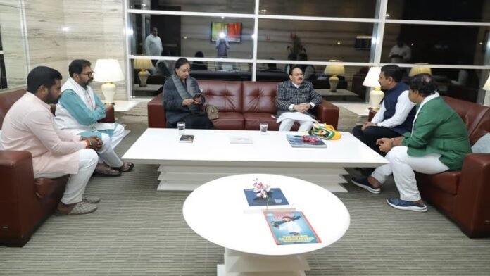 ರಾಜ್ಯ ಬಿಜೆಪಿ ನಾಯಕರೊಂದಿಗೆ ಜೆ.ಪಿ ನಡ್ಡಾ ಸಮಾಲೋಚನೆ | ಬಣ ಜಗಳಕ್ಕೆ ಬ್ರೇಕ್‌ !?