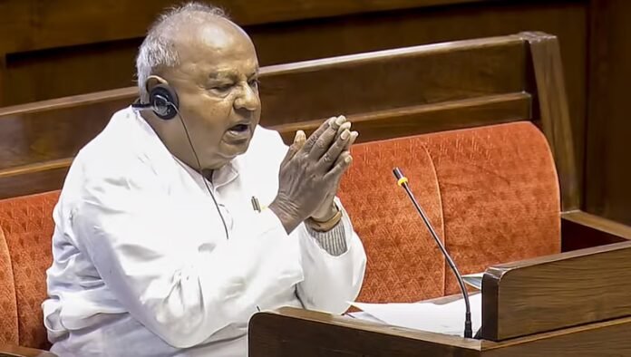 ದೇಶವನ್ನು ಮುನ್ನಡೆಸಬಲ್ಲ 'ಅತ್ಯಂತ ದೊಡ್ಡ ನಾಯಕ' ಮೋದಿ : ಪ್ರಧಾನಿಯನ್ನು ಕೊಂಡಾಡಿದ ಮಾಜಿ ಪ್ರಧಾನಿ