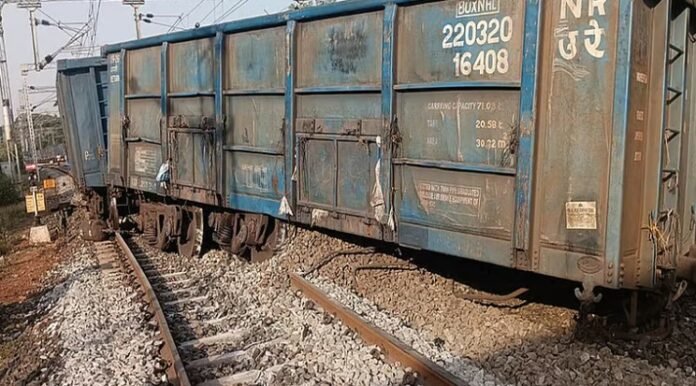 ಬೆಳಗಾವಿಯಲ್ಲಿ ಹಳಿ ತಪ್ಪಿದ ರೈಲು | ತಪ್ಪಿದ ಭಾರಿ ಅನಾಹುತ