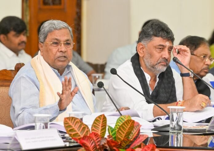 S.S.L.C ಯಲ್ಲಿ ಶೇ.60 ಕ್ಕಿಂತ ಕಡಿಮೆ ಫಲಿತಾಂಶ ಪಡೆದಿರುವ ಜಿಲ್ಲೆಗಳ ಡಿಡಿಪಿಐಗಳಿಗೆ ನೋಟಿಸ್‌ ನೀಡಿ : ಸಿಎಂ ಖಡಕ್‌ ಆದೇಶ