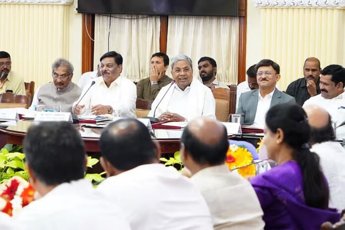 ನಾಡಹಬ್ಬ ಮೈಸೂರು ದಸರಾ-2025ರ ಆಚರಣೆ : ಸಿಎಂ ಸಿದ್ದರಾಮಯ್ಯ ನೇತೃತ್ವದಲ್ಲಿ ಉನ್ನತ ಮಟ್ಟದ ಸಭೆ